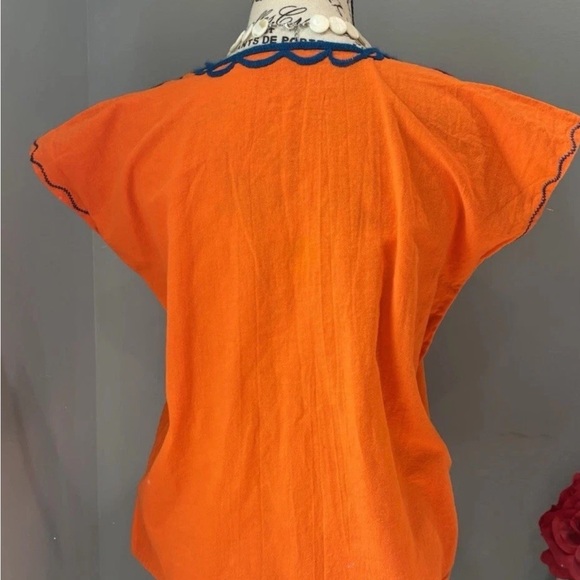 Vibrant Orange Blouse with Blue Floral Design - Picture 5 of 6